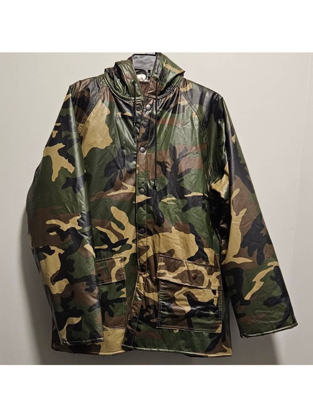 Remington PVC Coated Nylon Camo Hooded Rain Jacket Size Small Hunting Camping